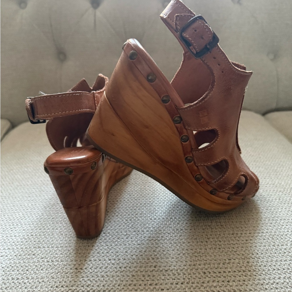 BED|STU Women's Brown Leather Peep-Toe Clog Sandals - Picture 4 of 7